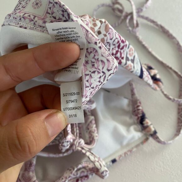 Athleta Printed Halter Swim Top Small | Adjustable Boho Bikini Top Summer Beachw - Picture 8 of 8